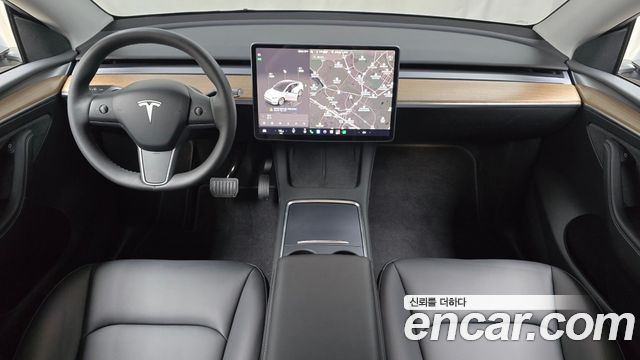 Tesla Model Y RWD 2024 — фото 7