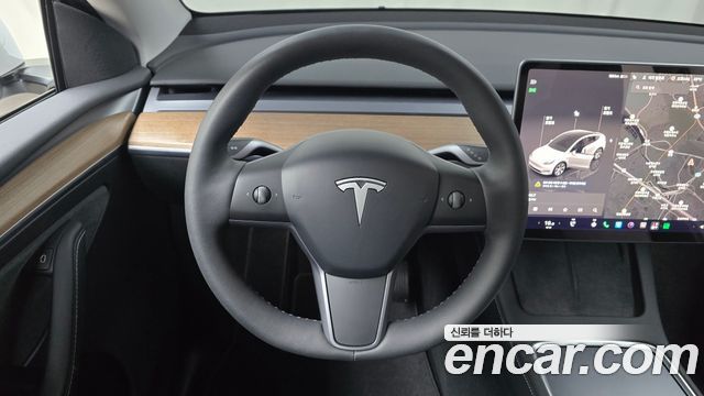 Tesla Model Y RWD 2024 — фото 12