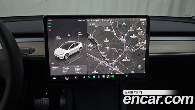 Tesla Model Y RWD 2024 — фото 13