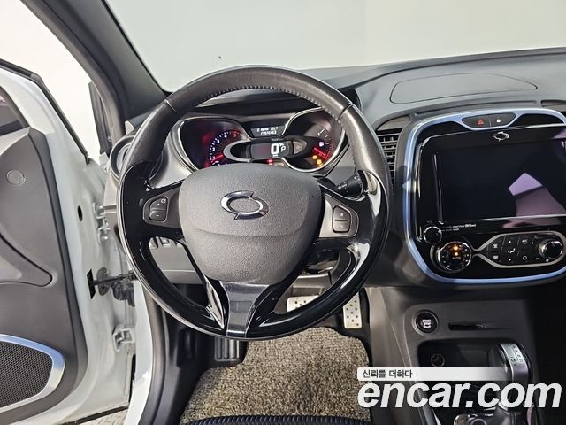 Renault Korea QM3 RE Signature 2017 — фото 9