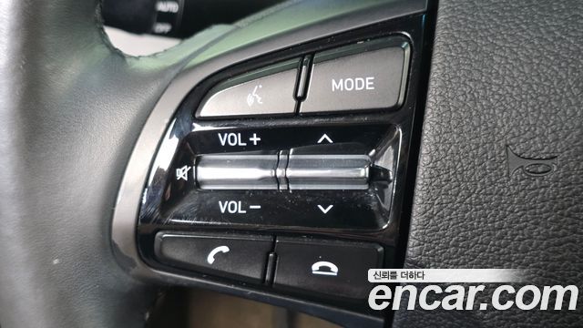 Hyundai Grandeur Hybrid (IG) Exclusive 2018 — фото 18