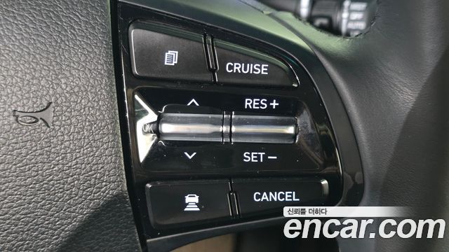 Hyundai Grandeur Hybrid (IG) Exclusive 2018 — фото 19