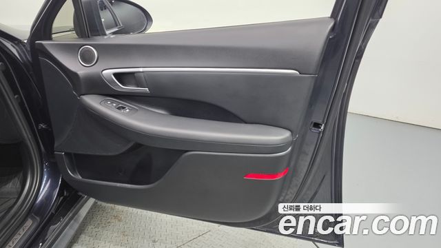 Hyundai Sonata (DN8) 2.0 Premium 2020 — фото 24