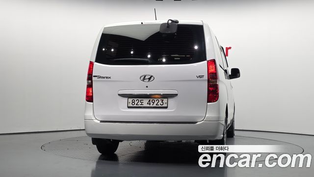 Hyundai Grand Starex 5-Seater VAN Smart 2018 — фото 4