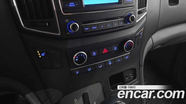 Hyundai Grand Starex 5-Seater VAN Smart 2018 — фото 15