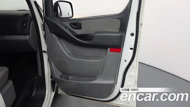 Hyundai Grand Starex 5-Seater VAN Smart 2018 — фото 24