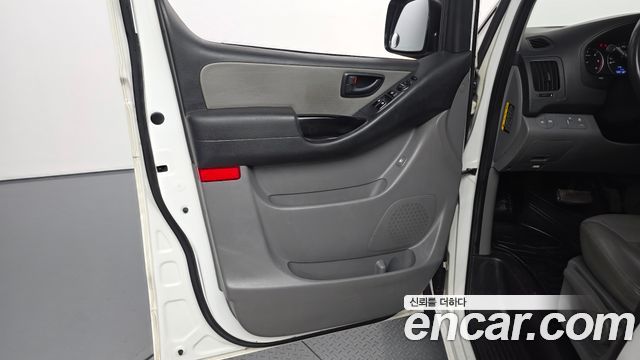 Hyundai Grand Starex 5-Seater VAN Smart 2018 — фото 25