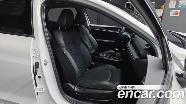 Kia K5 (III) 2.0 LPi(Rent) Trendy 2024 — фото 12