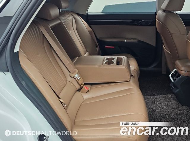 Hyundai Grandeur (GN7) 2,5 Gasoline 2WD Premium 2023 — фото 16