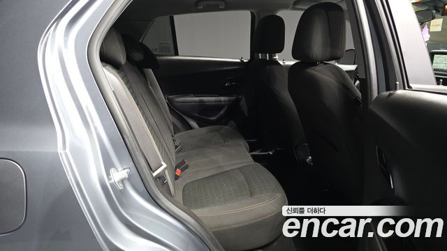 Chevrolet Trax 1.4 LS 2019 — фото 12