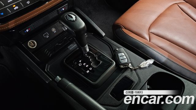 KG Mobility (SsangYong) Rexton Sports Khan Diesel 2.2 2WD Noblesse (5-Link) 2021 — фото 9