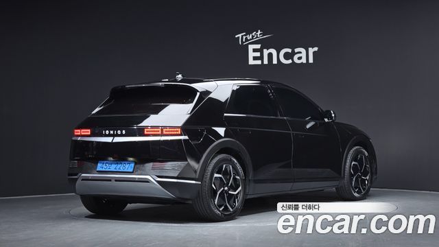Hyundai Ioniq 5 Long range Exclusive 2022 — фото 2