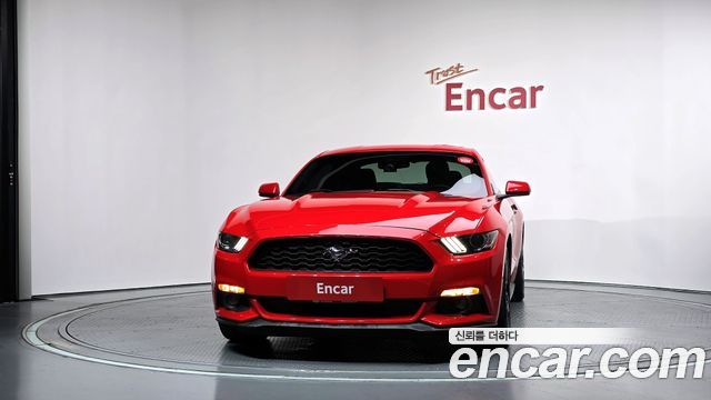Ford Mustang Coupe 2016 — фото 3