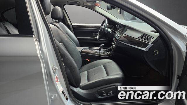 BMW 5 Series (F10) 528i 2014 — фото 12