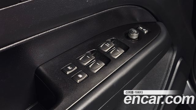 KG Mobility (SsangYong) Rexton Sports Diesel 2.2 2WD Prestige 2021 — фото 17