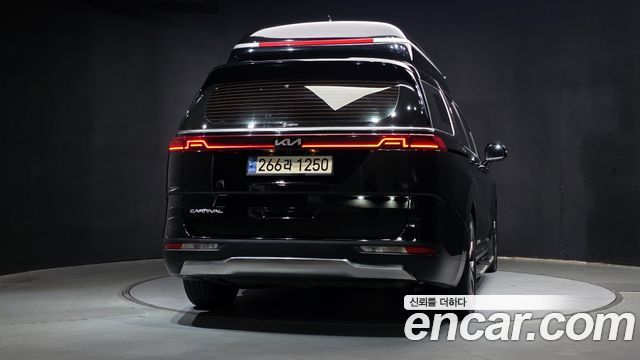 Kia Carnival (IV) Gasoline 9-seater Limousine(Special vehicle) 2022 — фото 4