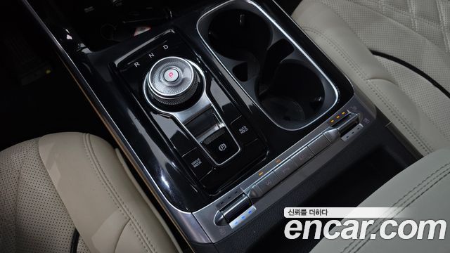 Kia Carnival (IV) Gasoline 9-seater Limousine(Special vehicle) 2022 — фото 9