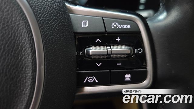 Kia Carnival (IV) Gasoline 9-seater Limousine(Special vehicle) 2022 — фото 17