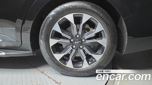 Kia Carnival (IV) Gasoline 9-seater Limousine(Special vehicle) 2022 — фото 21