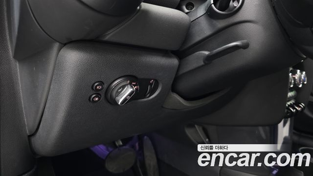 MINI Cooper D 5Door Mid 3rd 2016 — фото 18