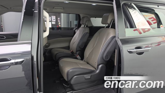 Kia Carnival (IV) Gasoline 9-Seater Noblesse 2025 — фото 12