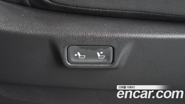 Kia Carnival (IV) Gasoline 9-Seater Noblesse 2025 — фото 17
