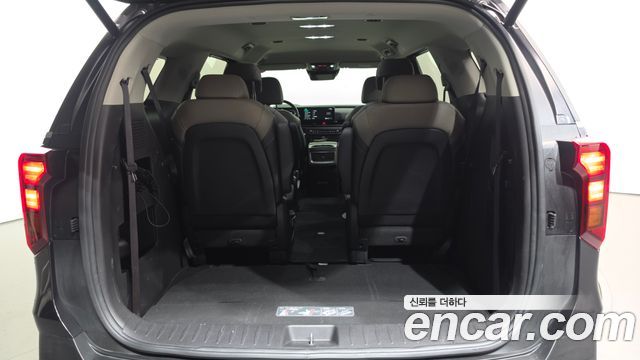 Kia Carnival (IV) Gasoline 9-Seater Noblesse 2025 — фото 19