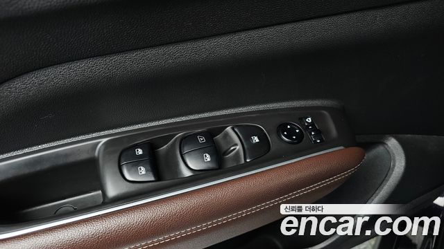 Renault Korea QM6 2.0 LPe RE Signature 2WD 2020 — фото 28