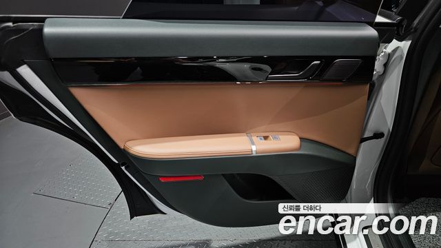 Hyundai Grandeur Hybrid (GN7) Exclusive 2023 — фото 31