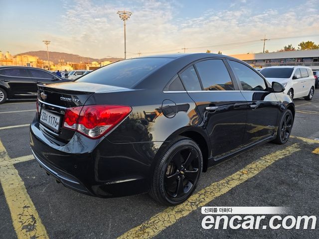 Chevrolet Cruze 1.8 LTZ+ The Perfect Black 2014 — фото 3