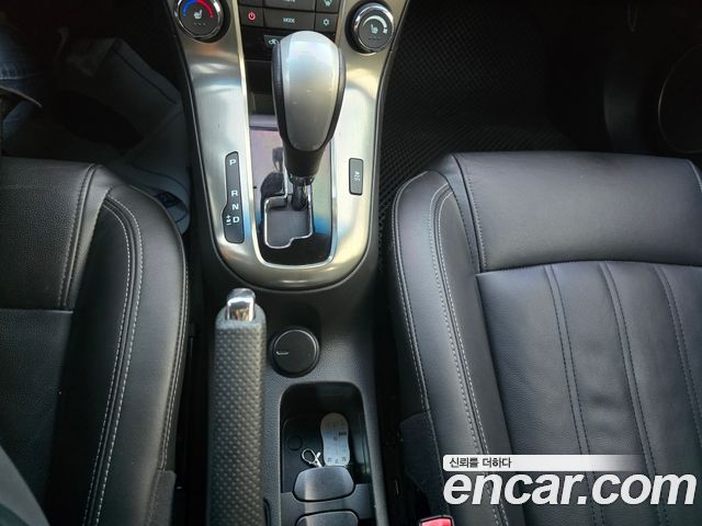 Chevrolet Cruze 1.8 LTZ+ The Perfect Black 2014 — фото 20