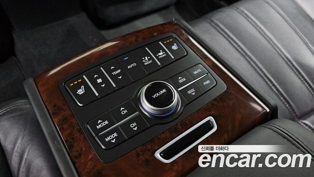 Hyundai Equus (New) VS380 LUXURY 2012 — фото 17