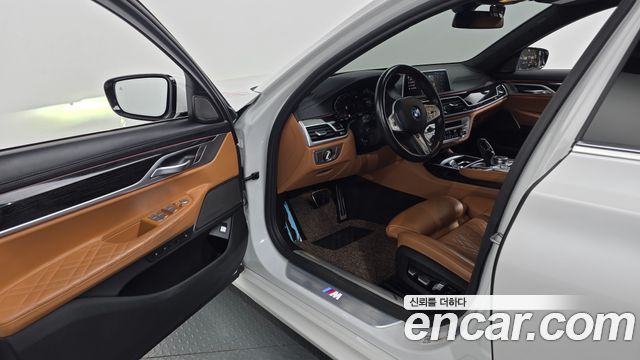 BMW 7 Series (G11) 730Ld xDrive M Sport 2022 — фото 10