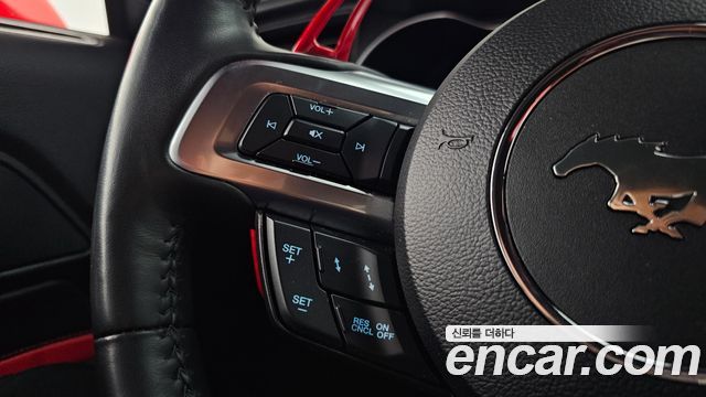 Ford Mustang Coupe 2022 — фото 16
