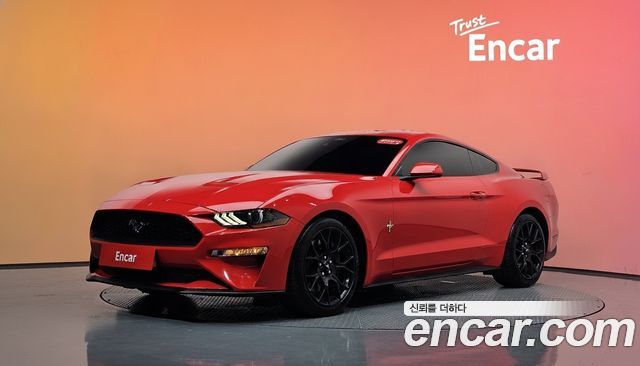 Ford Mustang Coupe