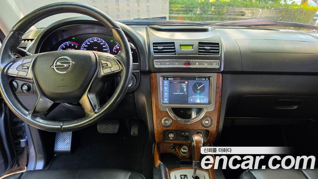 KG Mobility (SsangYong) Rexton W 2.2 4WD RX7 Luxury 2017 — фото 8
