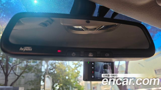 KG Mobility (SsangYong) Rexton W 2.2 4WD RX7 Luxury 2017 — фото 20