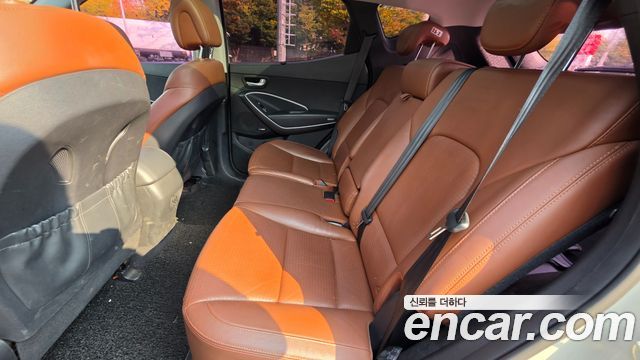 Hyundai Santa Fe (DM) Diesel(e-VGT) 2.0 2WD Exclusive Special 2015 — фото 20