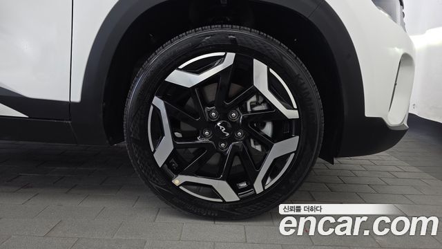 Kia Seltos Gasoline 1.6 Turbo 2WD Signature 2023 — фото 21