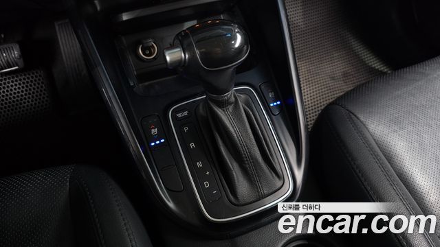 Kia Carens 2.0 LPi Prestige 2014 — фото 9