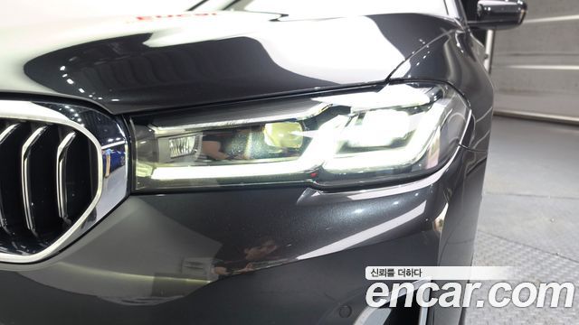 BMW 5 Series (G30) 523d xDrive Luxury 2022 — фото 22