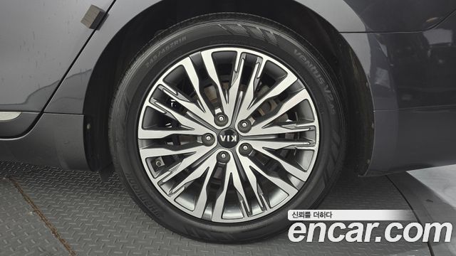 Kia K7 Premier 3.0 LPI Trendy(Rented Car) 2020 — фото 21