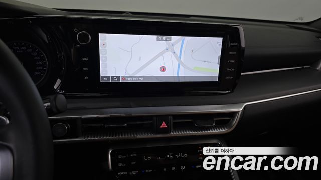 Kia K5 Hybrid (III) Prestige 2022 — фото 13