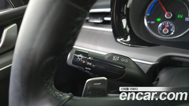 Kia K5 Hybrid (III) Prestige 2022 — фото 27