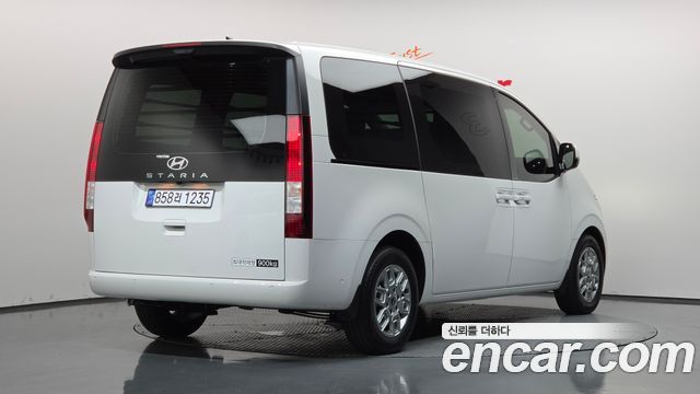Hyundai Staria L3.5 Cargo 3-Seater Modern 2026 — фото 2