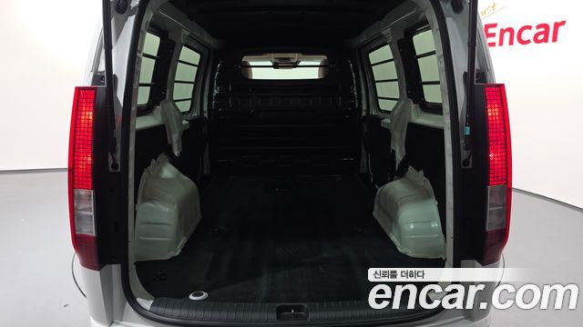 Hyundai Staria L3.5 Cargo 3-Seater Modern 2026 — фото 17