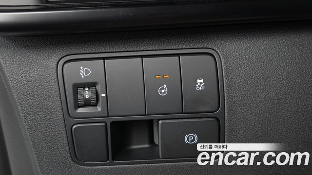 Hyundai Staria L3.5 Cargo 3-Seater Modern 2026 — фото 20