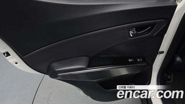 KG Mobility (SsangYong) Tivoli Air 1.5 A3 2WD 2022 — фото 25