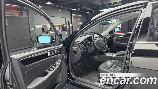 Hyundai Genesis BH 330 Luxury Standard 2012 — фото 10