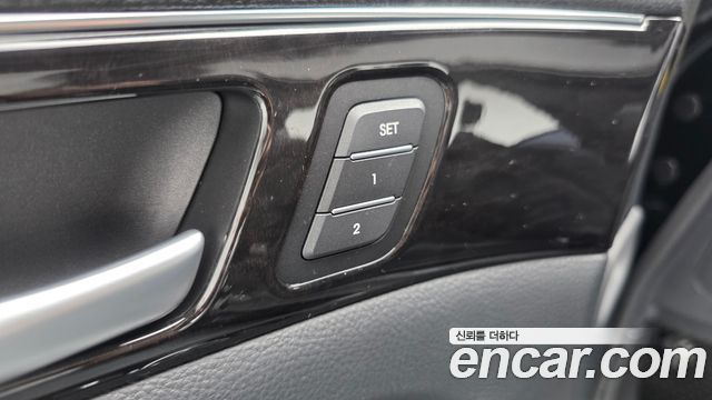 Hyundai Genesis BH 330 Luxury Standard 2012 — фото 19